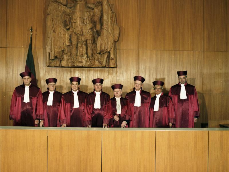 Germania: arrestato ex capo dei servizi segreti per&nbsp;spionaggio
