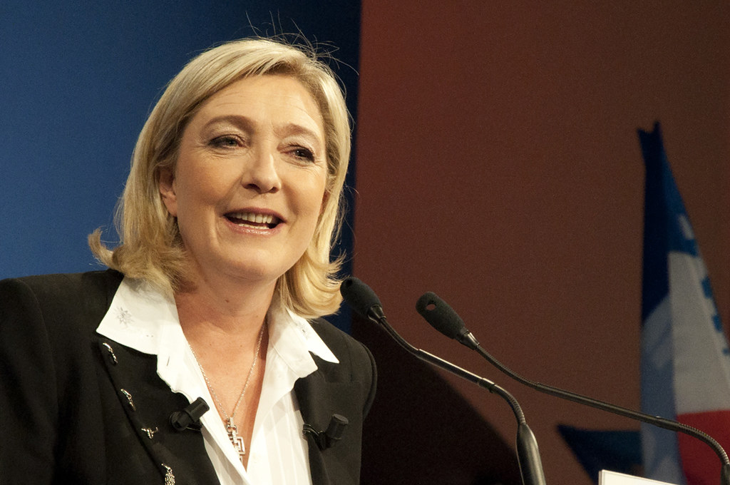 Francia: Le Pen prima nei&nbsp;sondaggi