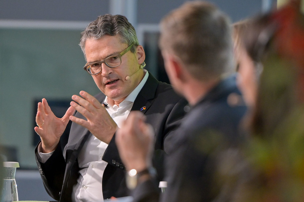 Germania elogia attacco israeliano. El Baradei: non sa che viola Convenzioni&nbsp;Ginevra?