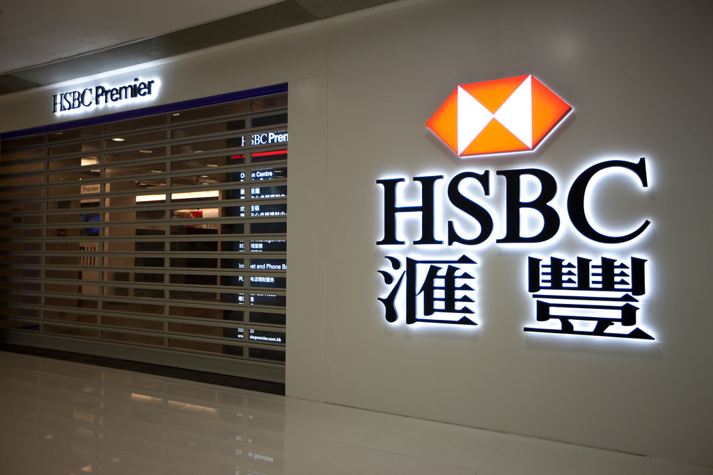 HSBC via da Europa e Usa: il futuro è in Asia e Medio&nbsp;Oriente