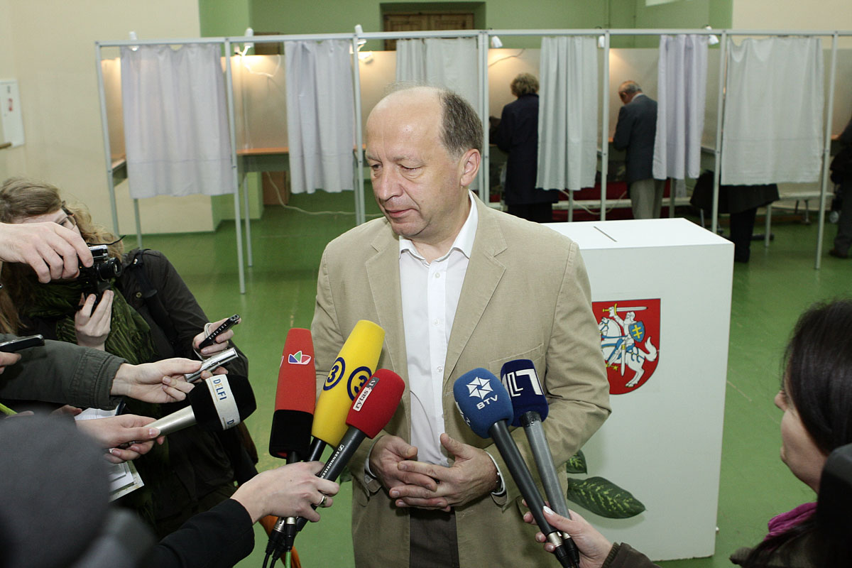 Commissario Ue: i tempi della pax americana sono&nbsp;finiti