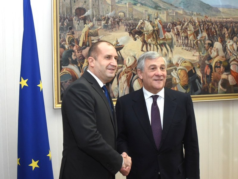 Bulgaria: vince il filo-russo e euroscettico&nbsp;Radev